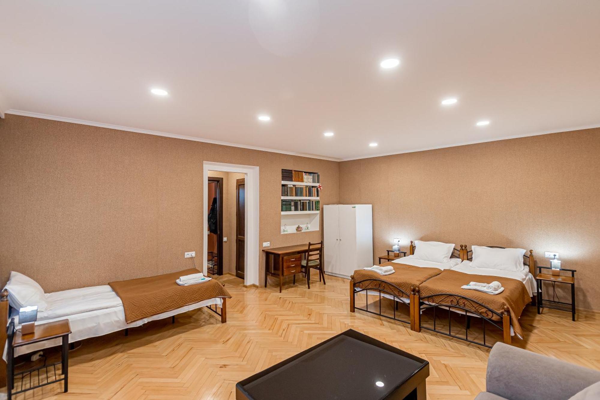 Apartment On Borbalo 16 Tbilisi Bagian luar foto